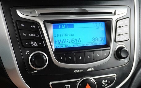 Hyundai Solaris II рестайлинг, 2012 год, 799 000 рублей, 13 фотография