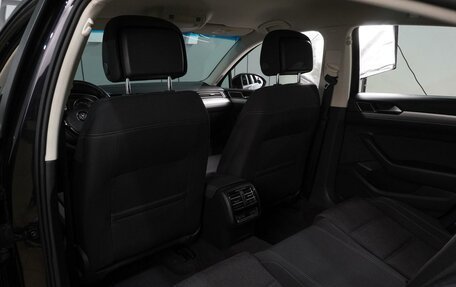 Volkswagen Passat B8 рестайлинг, 2016 год, 1 689 000 рублей, 11 фотография