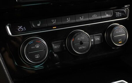 Volkswagen Passat B8 рестайлинг, 2016 год, 1 689 000 рублей, 18 фотография