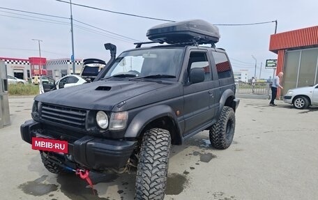 Mitsubishi Pajero III рестайлинг, 1995 год, 900 000 рублей, 2 фотография