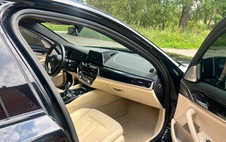 BMW 5 серия, 2019 год, 4 190 000 рублей, 15 фотография
