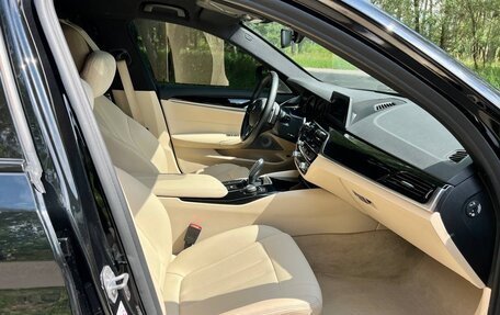 BMW 5 серия, 2019 год, 4 190 000 рублей, 14 фотография