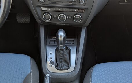 Volkswagen Jetta VI, 2013 год, 1 254 000 рублей, 20 фотография