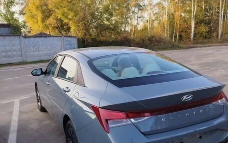 Hyundai Elantra, 2021 год, 2 550 000 рублей, 4 фотография