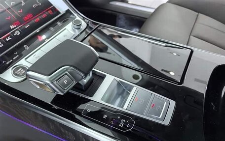 Audi A8, 2025 год, 9 850 000 рублей, 7 фотография