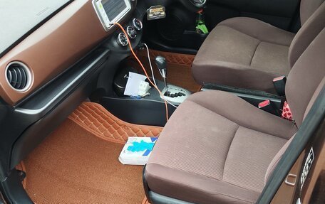 Toyota Vitz, 2011 год, 750 000 рублей, 6 фотография