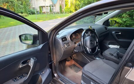 Volkswagen Polo VI (EU Market), 2017 год, 900 000 рублей, 1 фотография