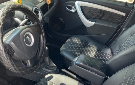 Renault Logan I, 2012 год, 590 000 рублей, 9 фотография