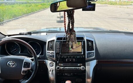 Toyota Land Cruiser 200, 2014 год, 4 500 000 рублей, 8 фотография