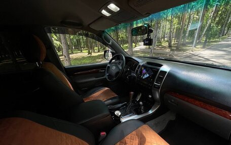 Toyota Land Cruiser Prado 120 рестайлинг, 2006 год, 2 000 000 рублей, 10 фотография