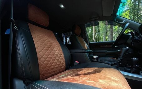 Toyota Land Cruiser Prado 120 рестайлинг, 2006 год, 2 000 000 рублей, 9 фотография