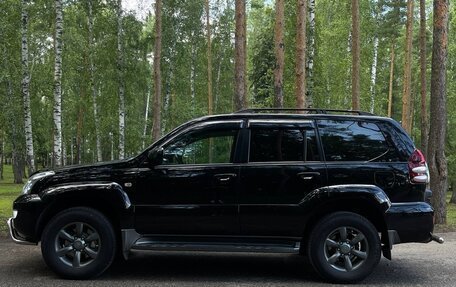 Toyota Land Cruiser Prado 120 рестайлинг, 2006 год, 2 000 000 рублей, 5 фотография