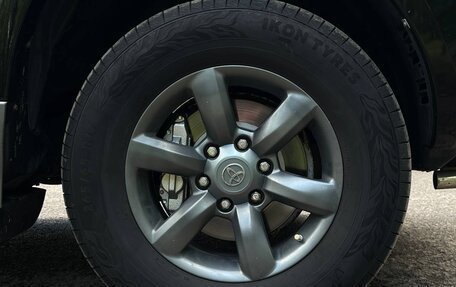 Toyota Land Cruiser Prado 120 рестайлинг, 2006 год, 2 000 000 рублей, 28 фотография