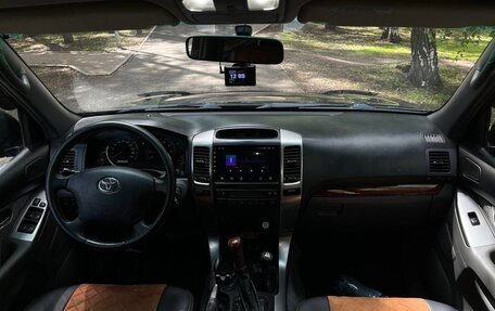 Toyota Land Cruiser Prado 120 рестайлинг, 2006 год, 2 000 000 рублей, 30 фотография