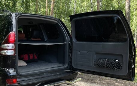 Toyota Land Cruiser Prado 120 рестайлинг, 2006 год, 2 000 000 рублей, 24 фотография