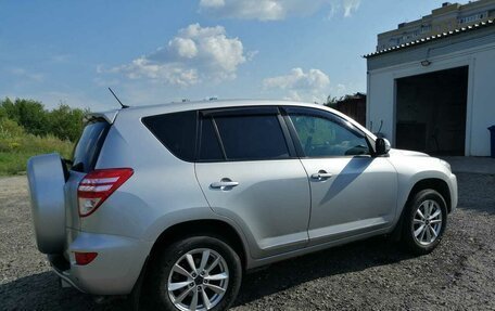 Toyota RAV4, 2010 год, 1 550 000 рублей, 18 фотография