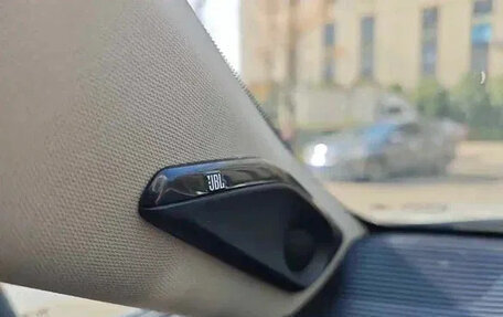 Toyota Venza, 2022 год, 3 050 060 рублей, 14 фотография