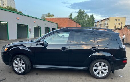 Mitsubishi Outlander III рестайлинг 3, 2011 год, 1 500 000 рублей, 9 фотография