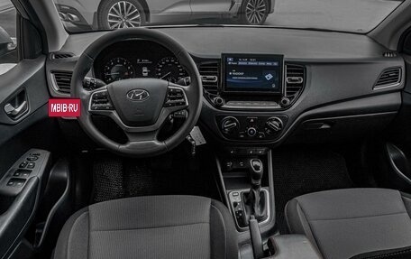 Hyundai Solaris II рестайлинг, 2020 год, 1 705 000 рублей, 6 фотография