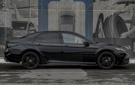 Toyota Camry, 2021 год, 3 360 000 рублей, 5 фотография