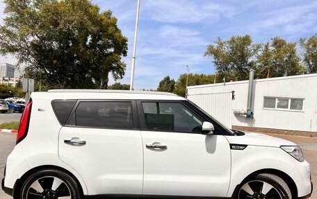 KIA Soul II рестайлинг, 2014 год, 1 619 555 рублей, 16 фотография