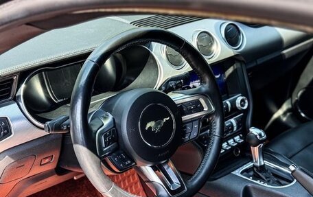 Ford Mustang VI рестайлинг, 2020 год, 2 780 000 рублей, 11 фотография