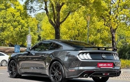Ford Mustang VI рестайлинг, 2020 год, 2 780 000 рублей, 6 фотография