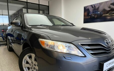 Toyota Camry, 2011 год, 1 340 000 рублей, 9 фотография