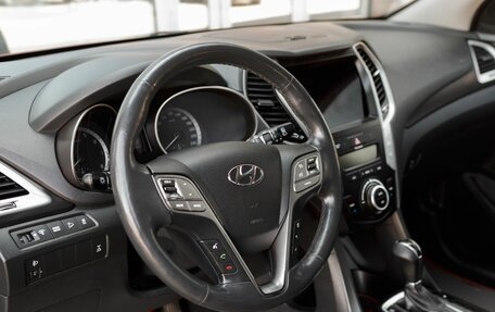Hyundai Santa Fe III рестайлинг, 2016 год, 1 680 000 рублей, 11 фотография