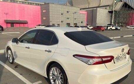 Toyota Camry, 2018 год, 2 800 000 рублей, 3 фотография