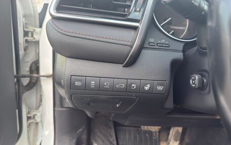 Toyota Camry, 2018 год, 2 800 000 рублей, 5 фотография