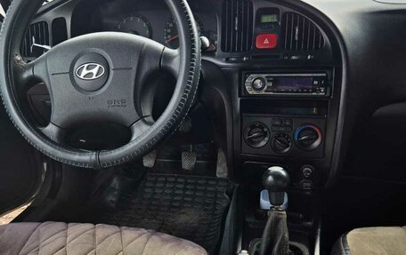 Hyundai Elantra III, 2005 год, 375 000 рублей, 2 фотография