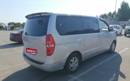 Hyundai Grand Starex Grand Starex I рестайлинг 2, 2008 год, 990 000 рублей, 2 фотография