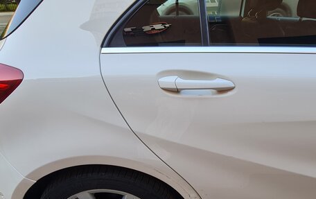 Mercedes-Benz A-Класс, 2017 год, 2 000 000 рублей, 7 фотография