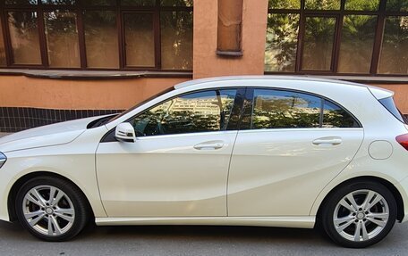 Mercedes-Benz A-Класс, 2017 год, 2 000 000 рублей, 6 фотография