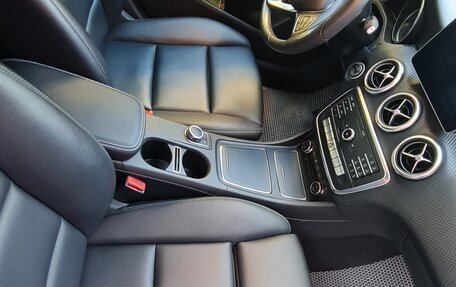 Mercedes-Benz A-Класс, 2017 год, 2 000 000 рублей, 11 фотография