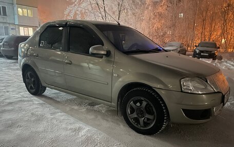 Renault Logan I, 2010 год, 460 000 рублей, 2 фотография