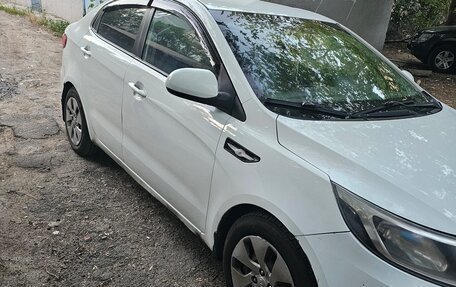 KIA Rio III рестайлинг, 2015 год, 680 000 рублей, 2 фотография