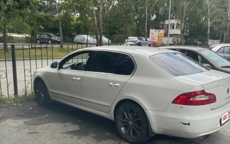 Skoda Superb III рестайлинг, 2013 год, 1 250 000 рублей, 8 фотография