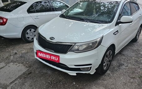 KIA Rio III рестайлинг, 2015 год, 680 000 рублей, 4 фотография