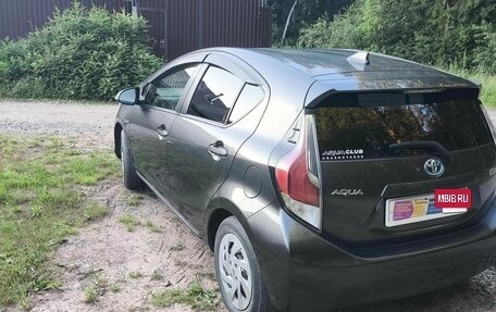 Toyota Aqua I, 2015 год, 1 080 000 рублей, 2 фотография