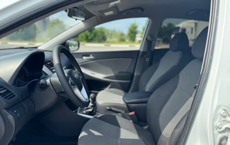 Hyundai Solaris II рестайлинг, 2012 год, 519 000 рублей, 8 фотография