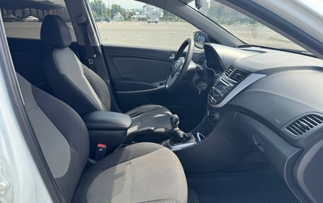 Hyundai Solaris II рестайлинг, 2012 год, 519 000 рублей, 9 фотография