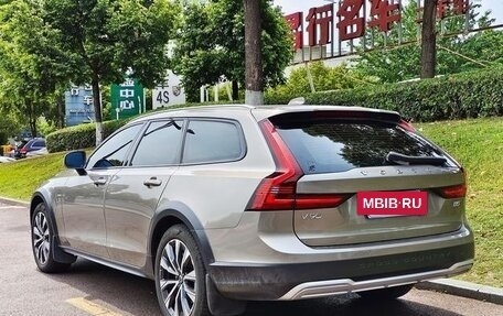 Volvo V90 II, 2022 год, 3 330 000 рублей, 4 фотография
