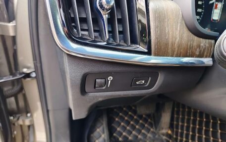 Volvo V90 II, 2022 год, 3 330 000 рублей, 15 фотография