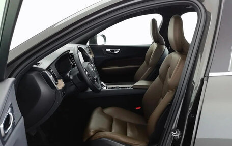 Volvo XC60 II, 2022 год, 2 480 000 рублей, 6 фотография