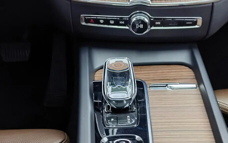 Volvo XC60 II, 2022 год, 2 480 000 рублей, 12 фотография
