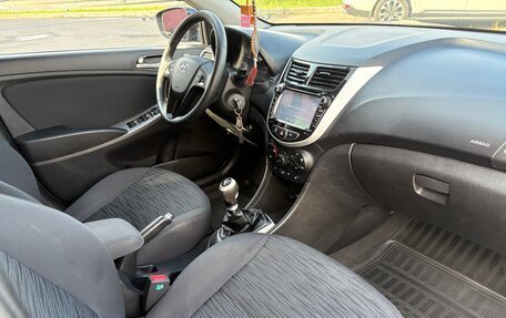 Hyundai Solaris II рестайлинг, 2014 год, 775 000 рублей, 5 фотография
