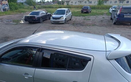 Toyota WiLL II (VS), 2002 год, 495 000 рублей, 3 фотография