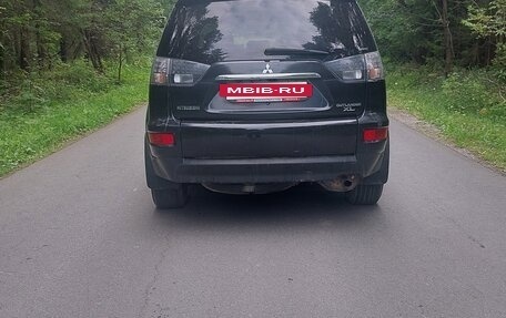 Mitsubishi Outlander III рестайлинг 3, 2011 год, 1 205 000 рублей, 8 фотография